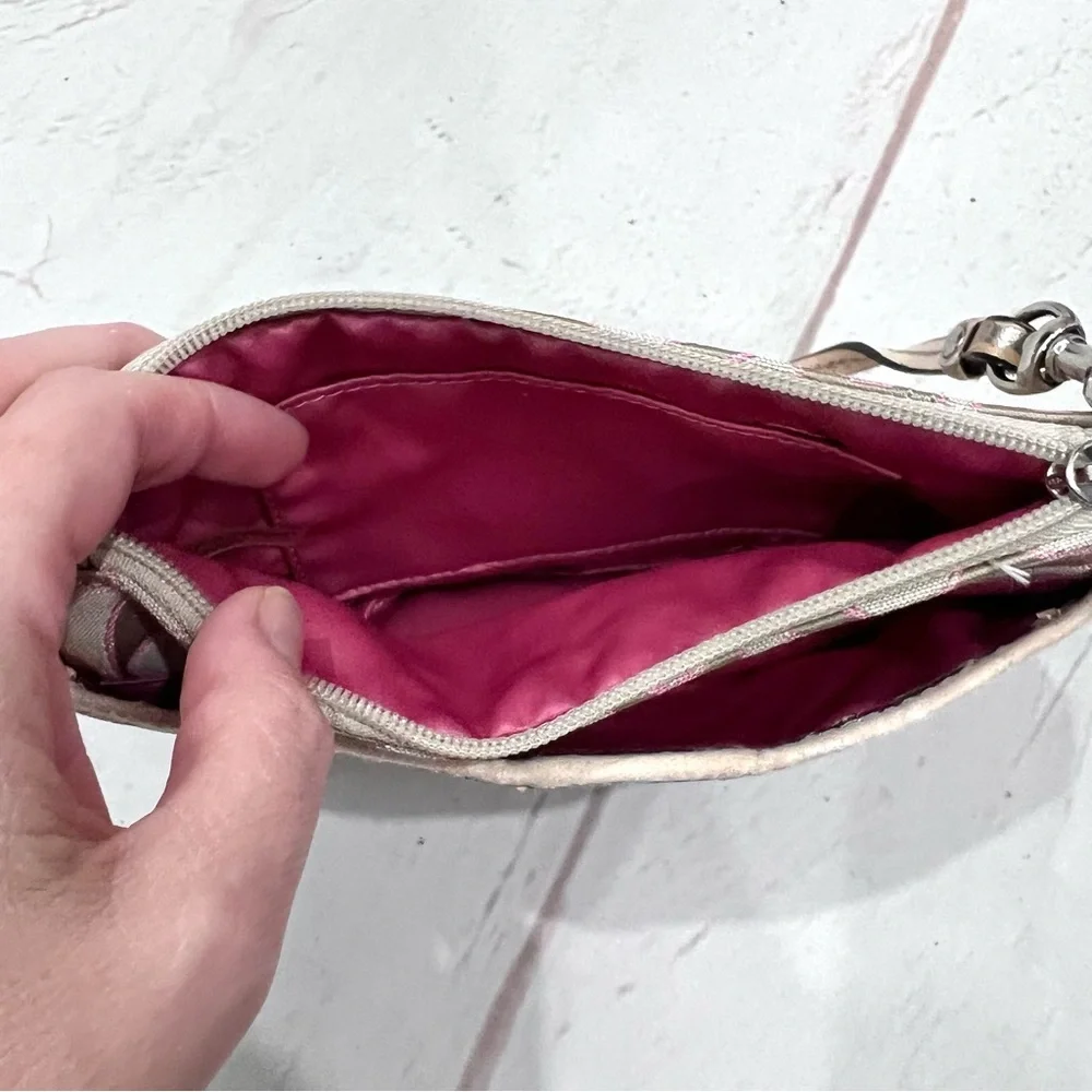 Coach Daisy Outline Signature C Monogram Metallic Khaki Pink Wristlet